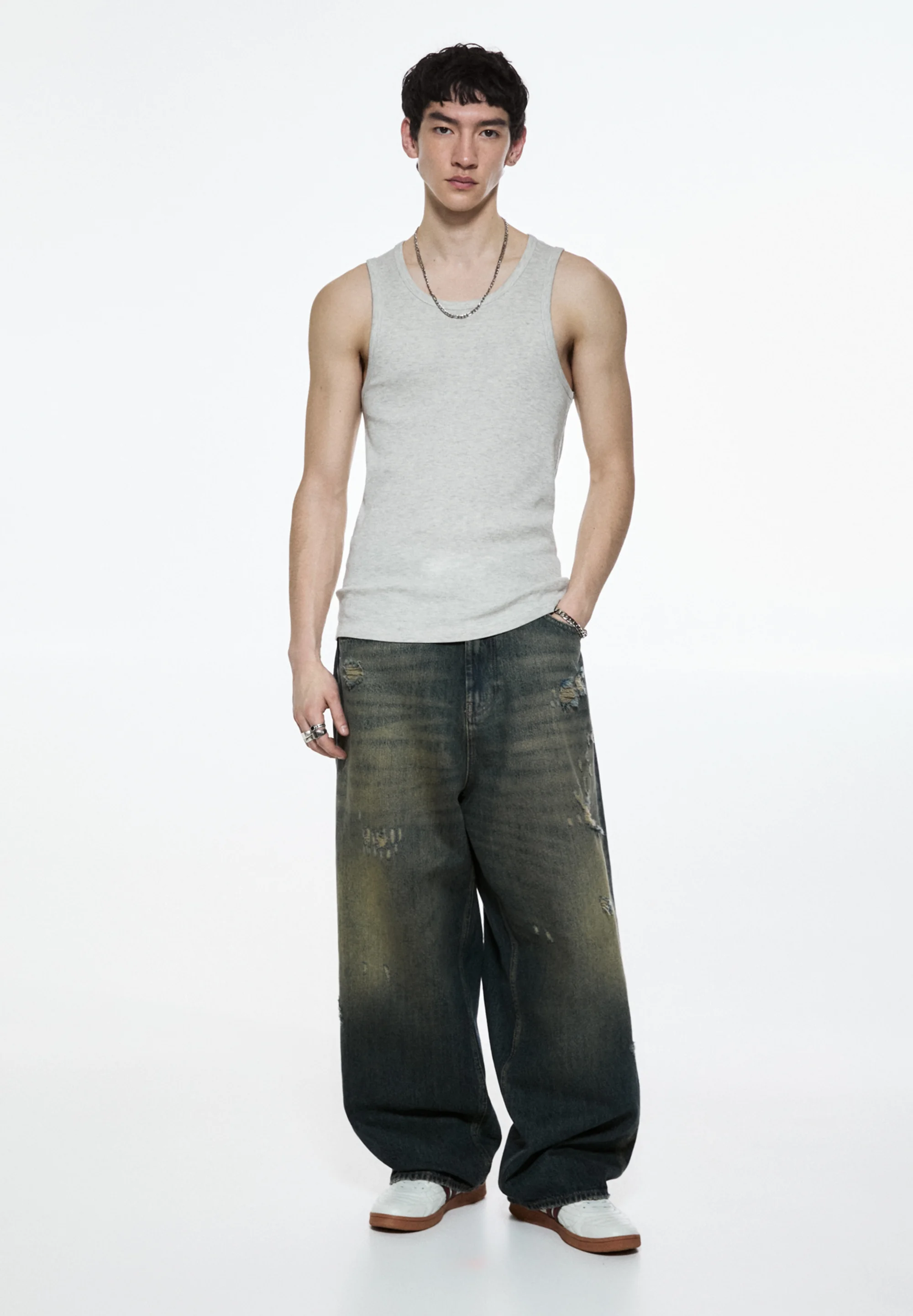 PULL&BEAR SUPER BAGGY - Vaqueros pitillo