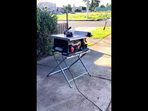 Serra de mesa BOSCH 1600W 216mm com suporte GTS 635-216 0601B42041