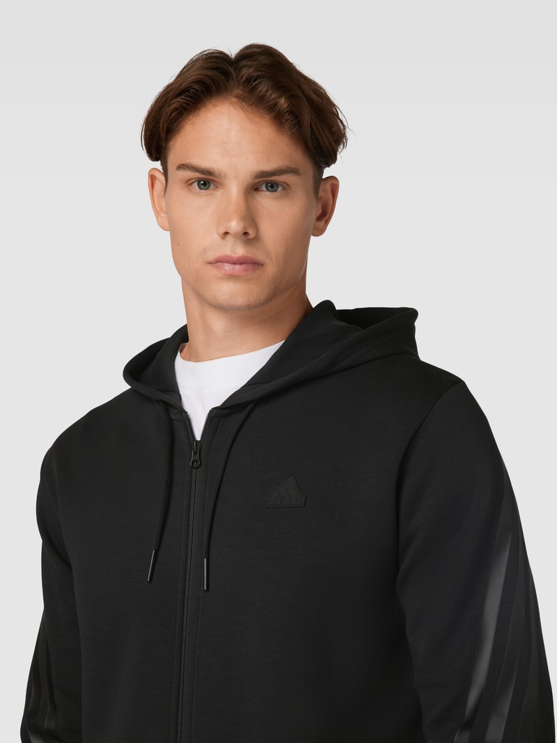 Sweatjacke mit Label-Detail in schwarz