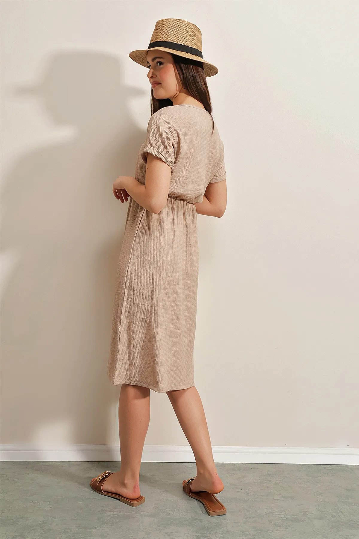 Bigdart  2378 Strickkleid mit V-Ausschnitt und Schlitz – Keks