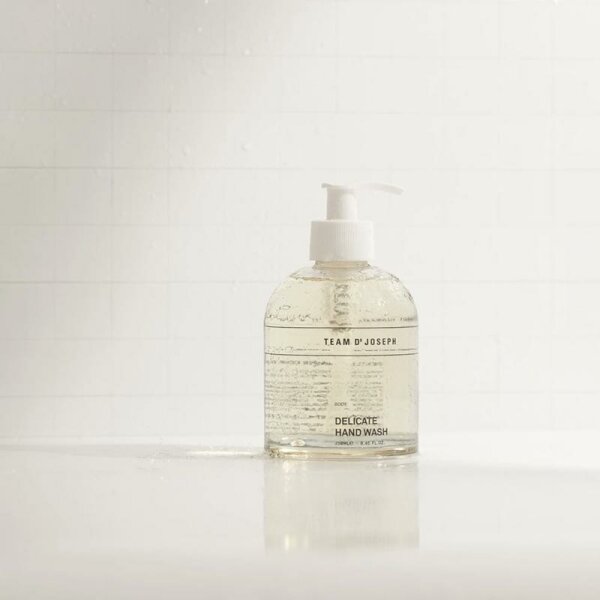 Team Dr. Joseph Delicate Hand Wash Flüssigseife