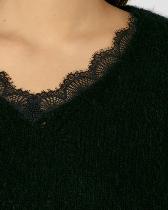 Pull mélange mohair col dentelle