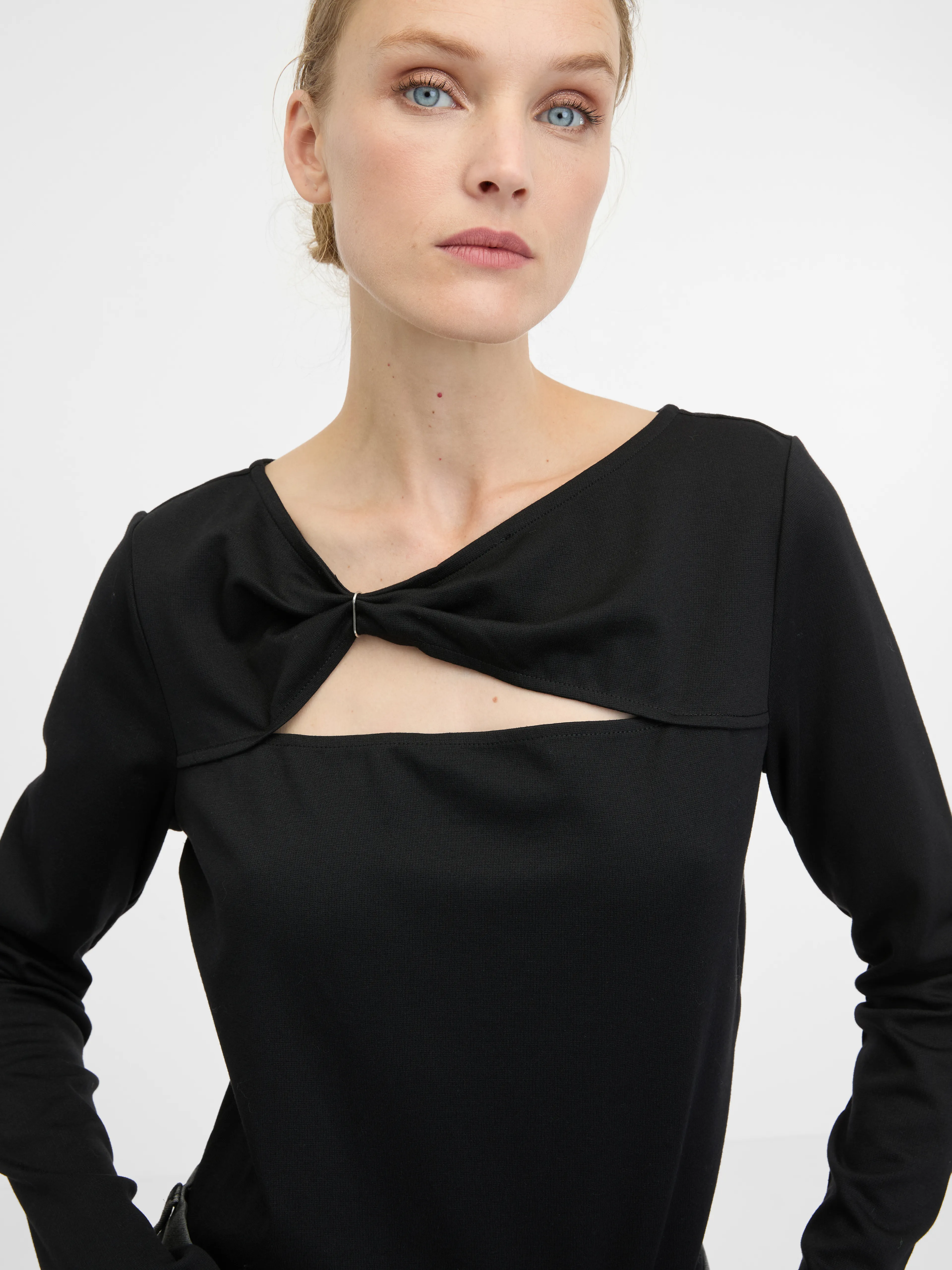 Schwarzes Damen-Langarm-T-Shirt ORSAY