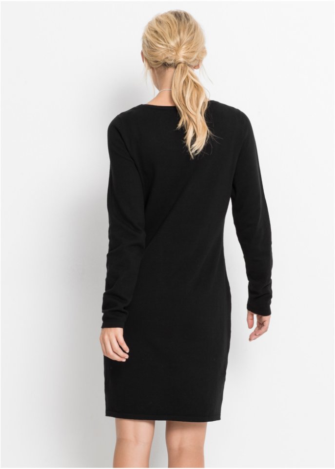 Strickkleid mit legerem Schnitt