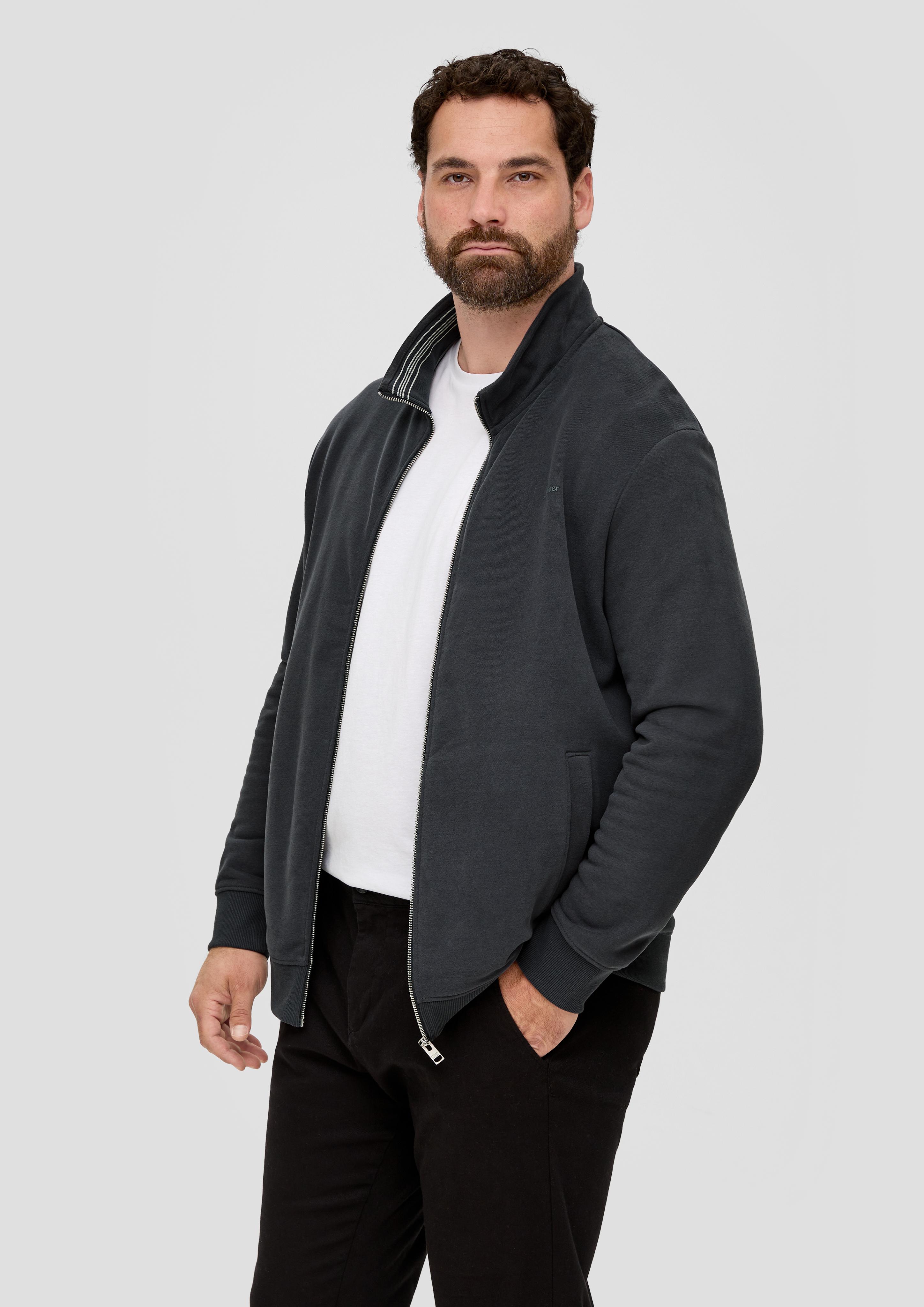 Sweatjacke mit Stehkragen  2139717-5978