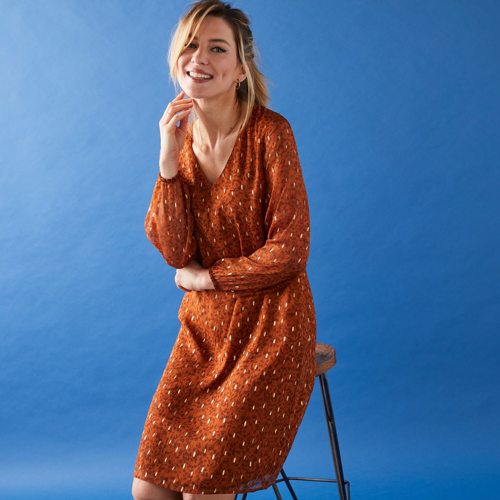 Robe évasée voile imprimé doré