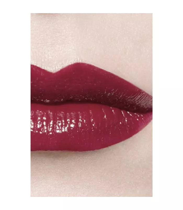 ROUGE COCO BLOOM Le rouge à levrès hydratant et repulpant longue tenue, couleur et brillance intenses