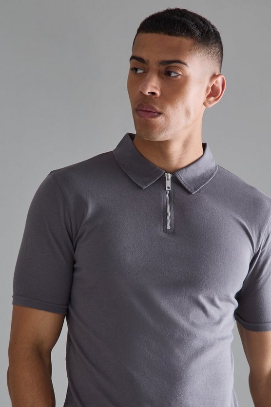 Muscle-Fit Poloshirt mit Reißverschluss