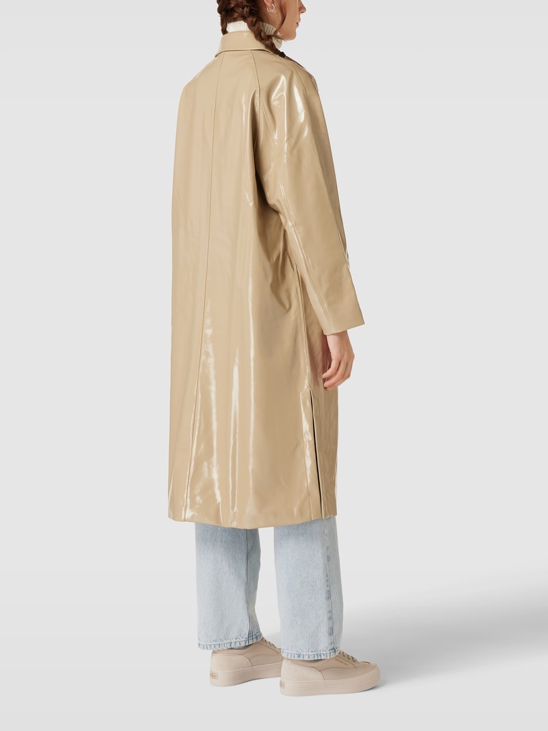 Mantel mit Label-Print Modell 'OVERSIZED COATED COAT' in sand