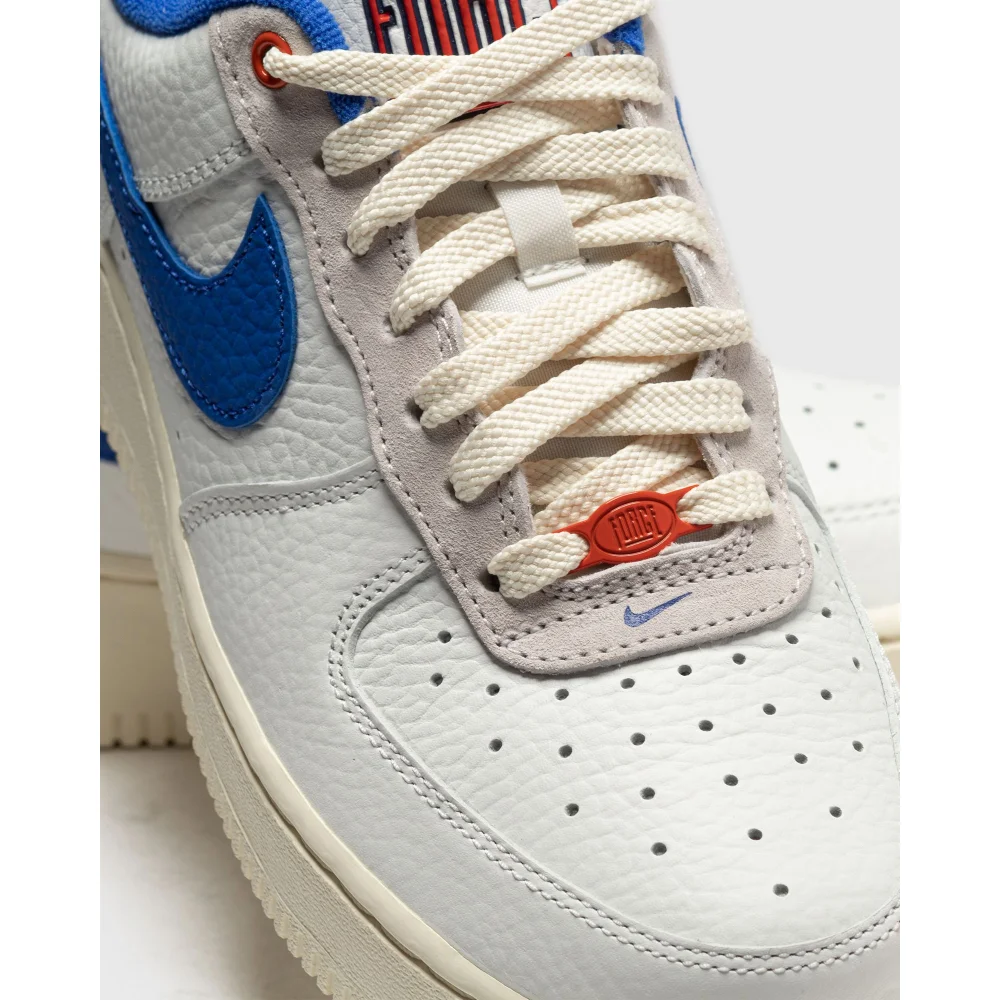 Nike Wmns Air Force 1 07 LX DR0148 100 / weiss