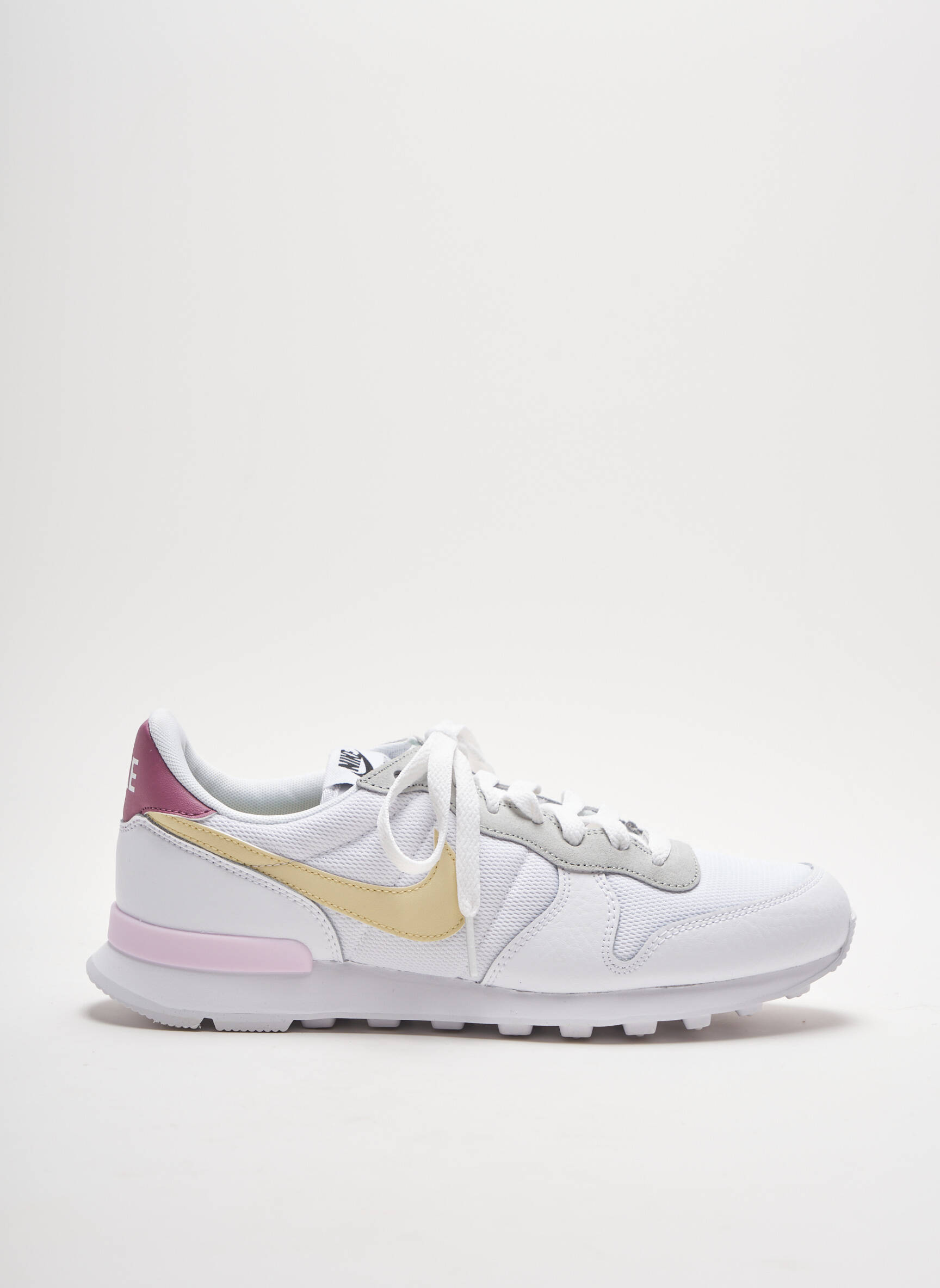 Nike Baskets Femme couleur blanc