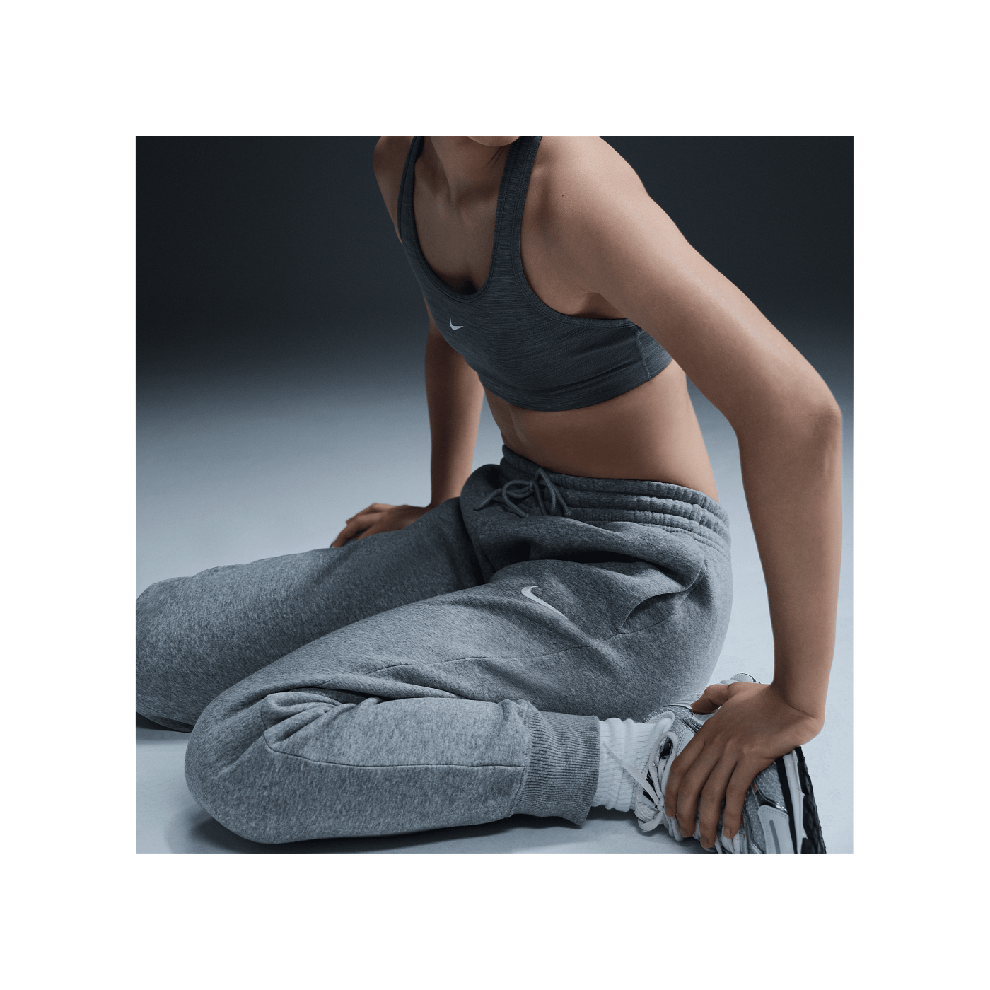 Nike Phoenix Fleece Mid Rose Jogginghose F063