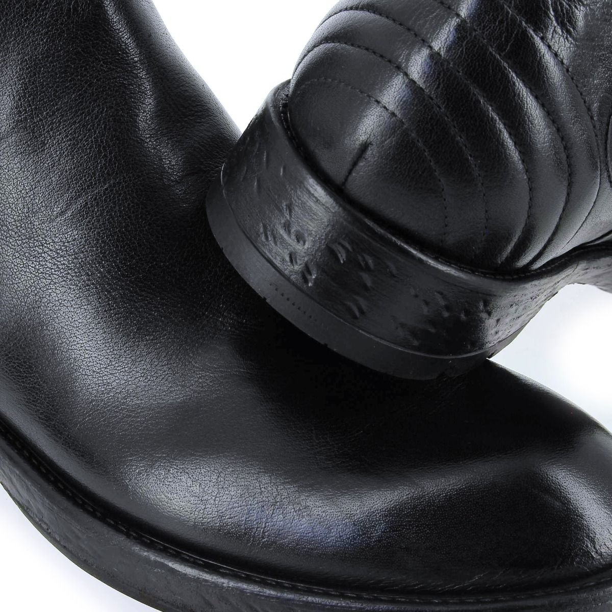 Corvari  1594045 - Noir