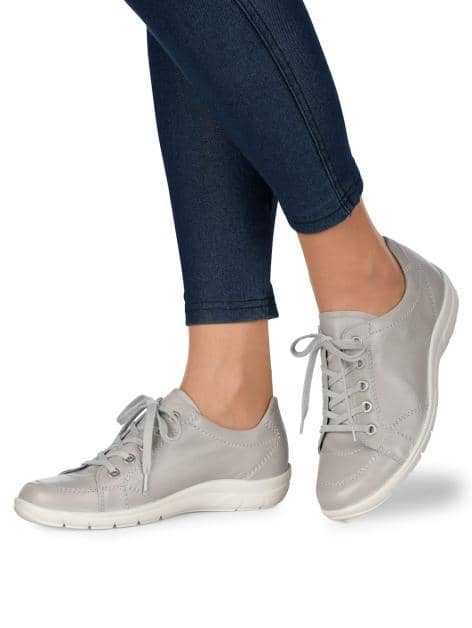Schnürschuh