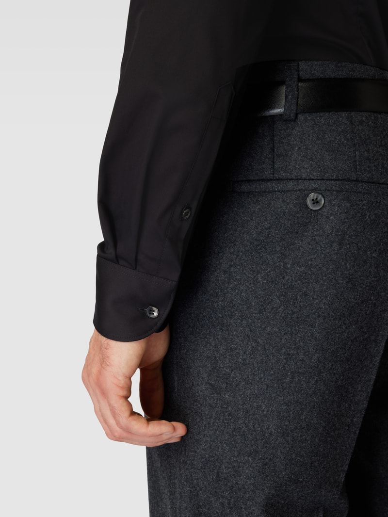 Business-Hemd mit extra langem Arm Modell 'Modern Kent' in schwarz