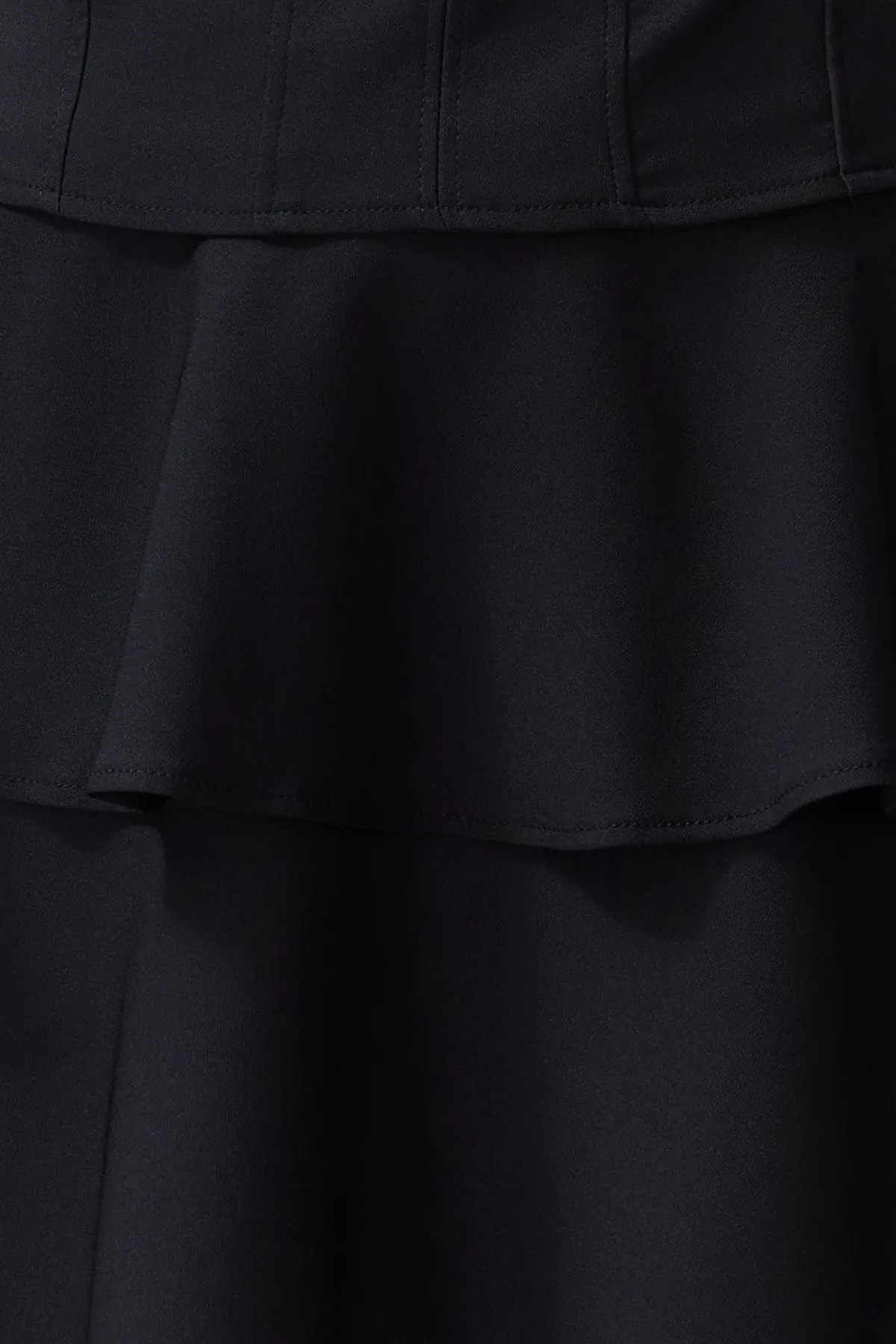 Trendyol Collection  Schwarzes stilvolles Abendkleid - Kleid mit Taillenöffnung