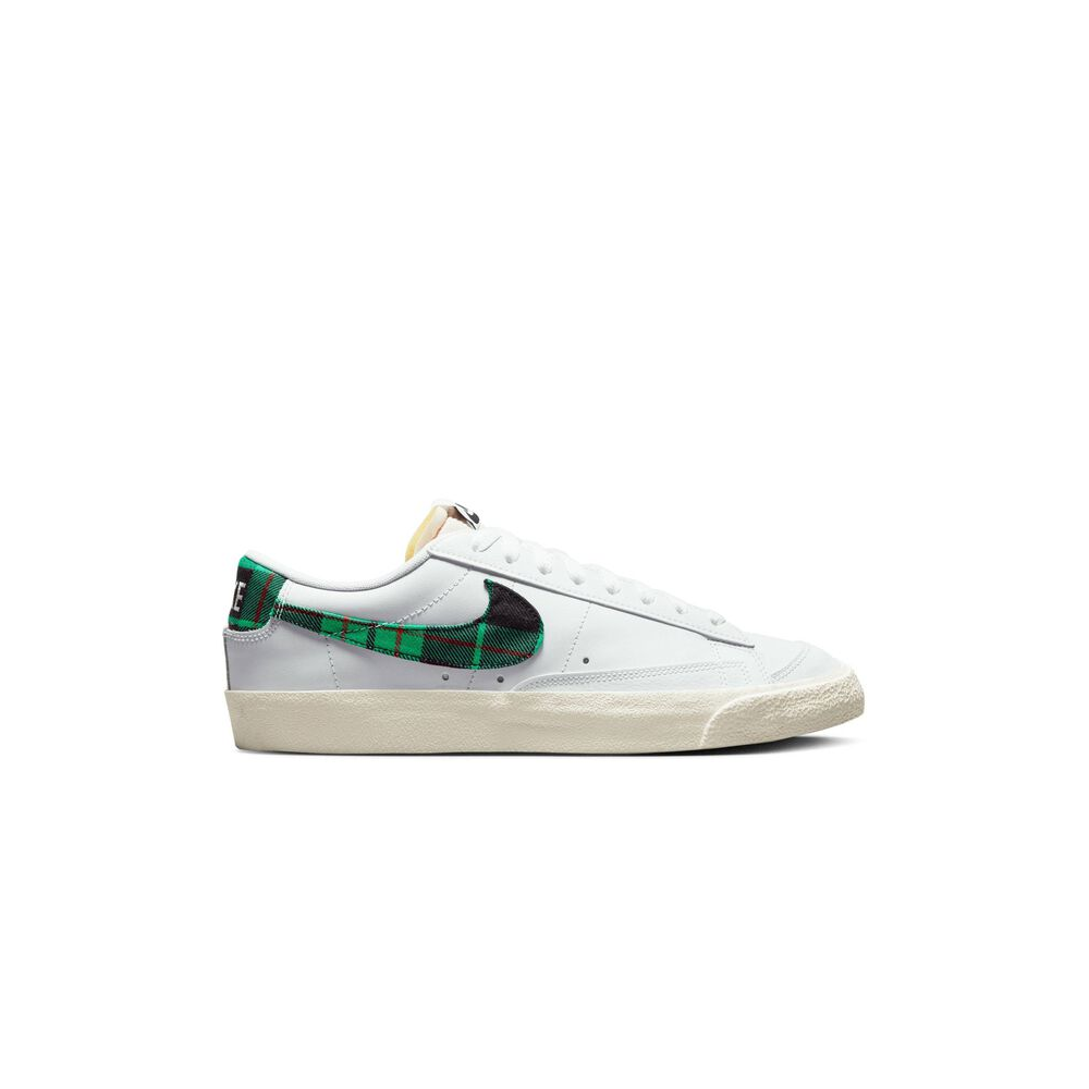 Nike Blazer Low 77 Premium DV0801-100 / weiss