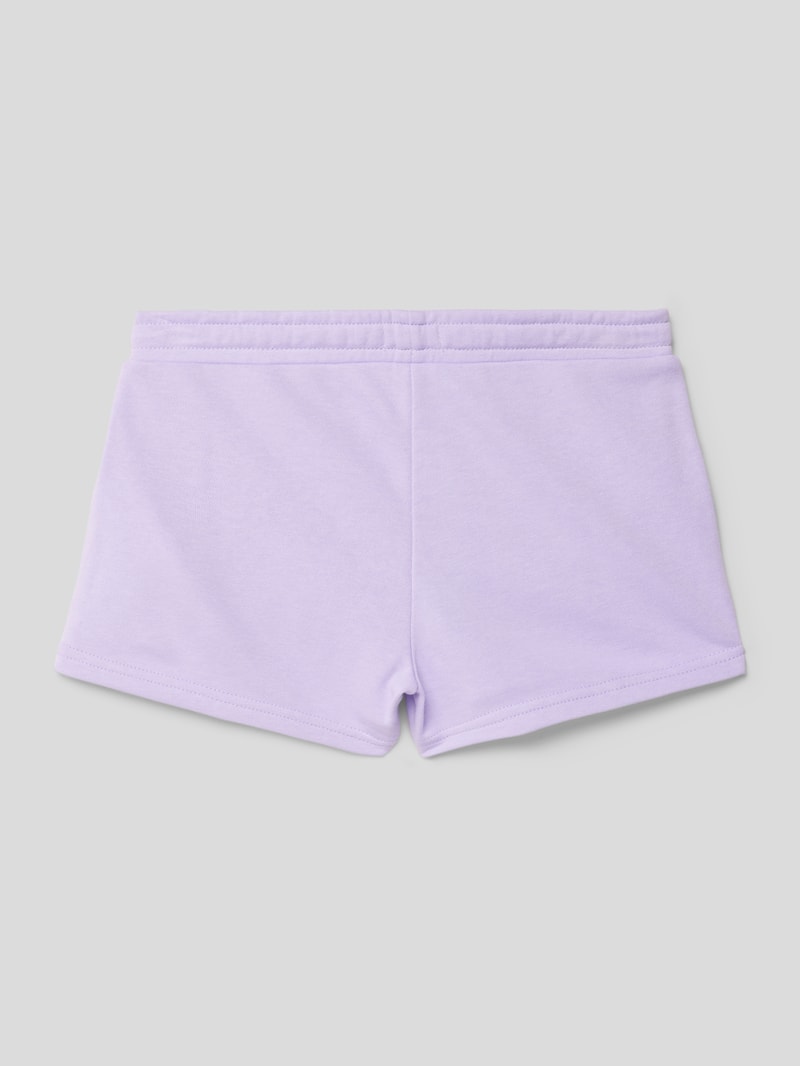 Sweatshorts mit Label-Detail Modell 'HAPPINESS FOREVER' in flieder