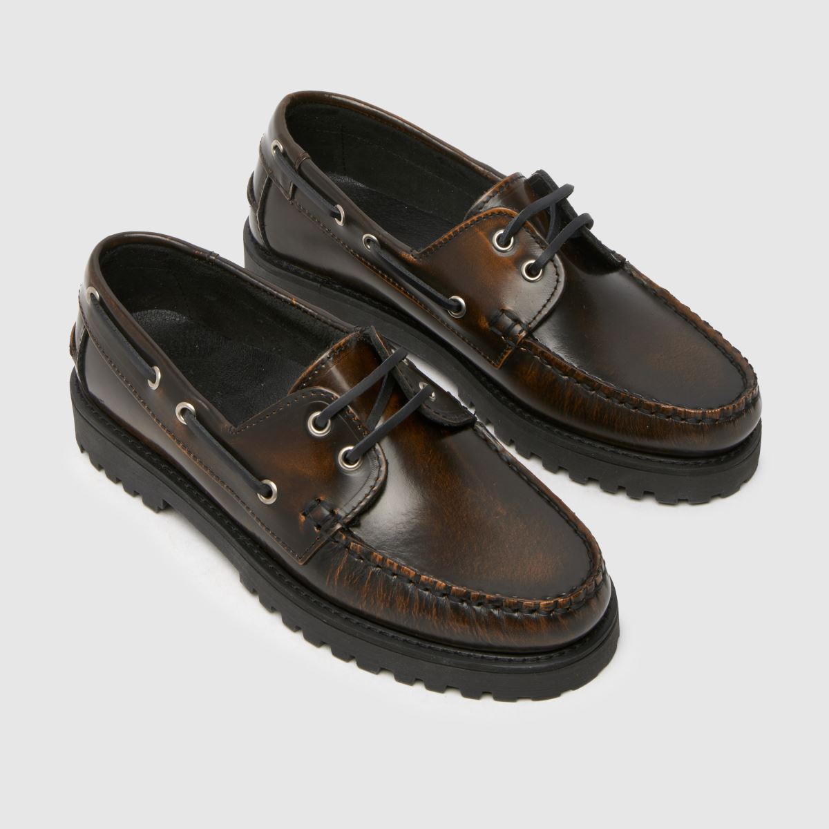 Schuh Laith – Bruna, platta båtskor i läder