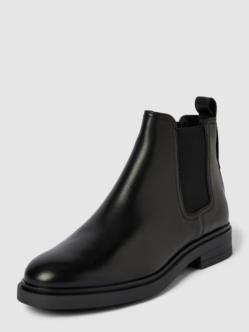 Chelsea Boots mit elastischen Einsätzen in schwarz