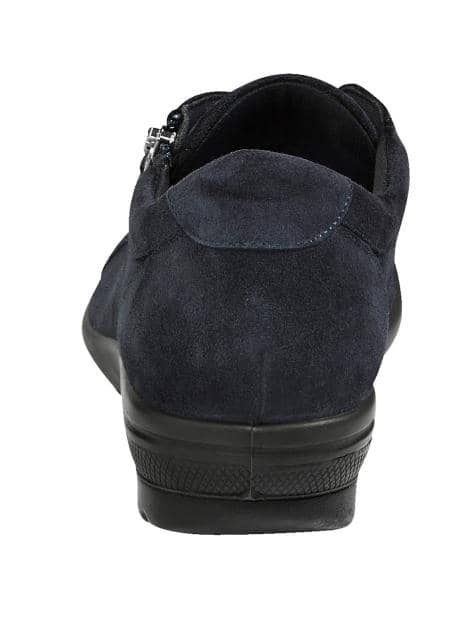 Schnürschuh