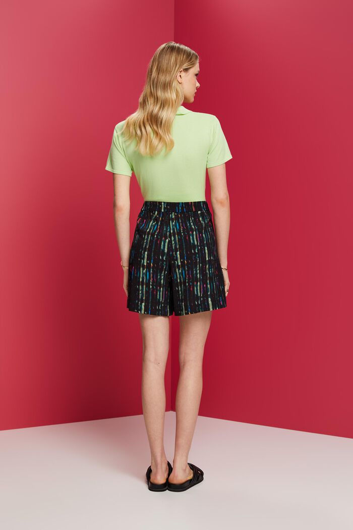 Shorts woven