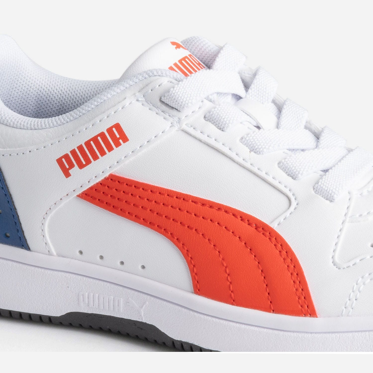 Tennis PUMA blanche, rouge, bleue