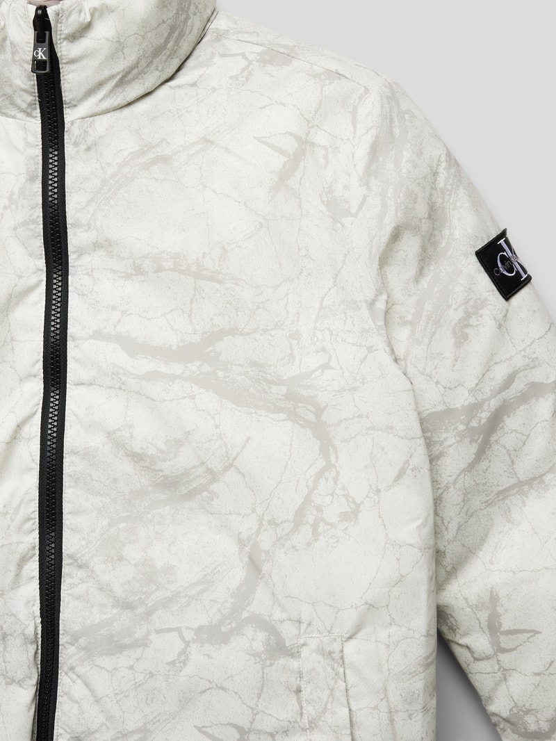Steppjacke mit Logo-Print in ecru