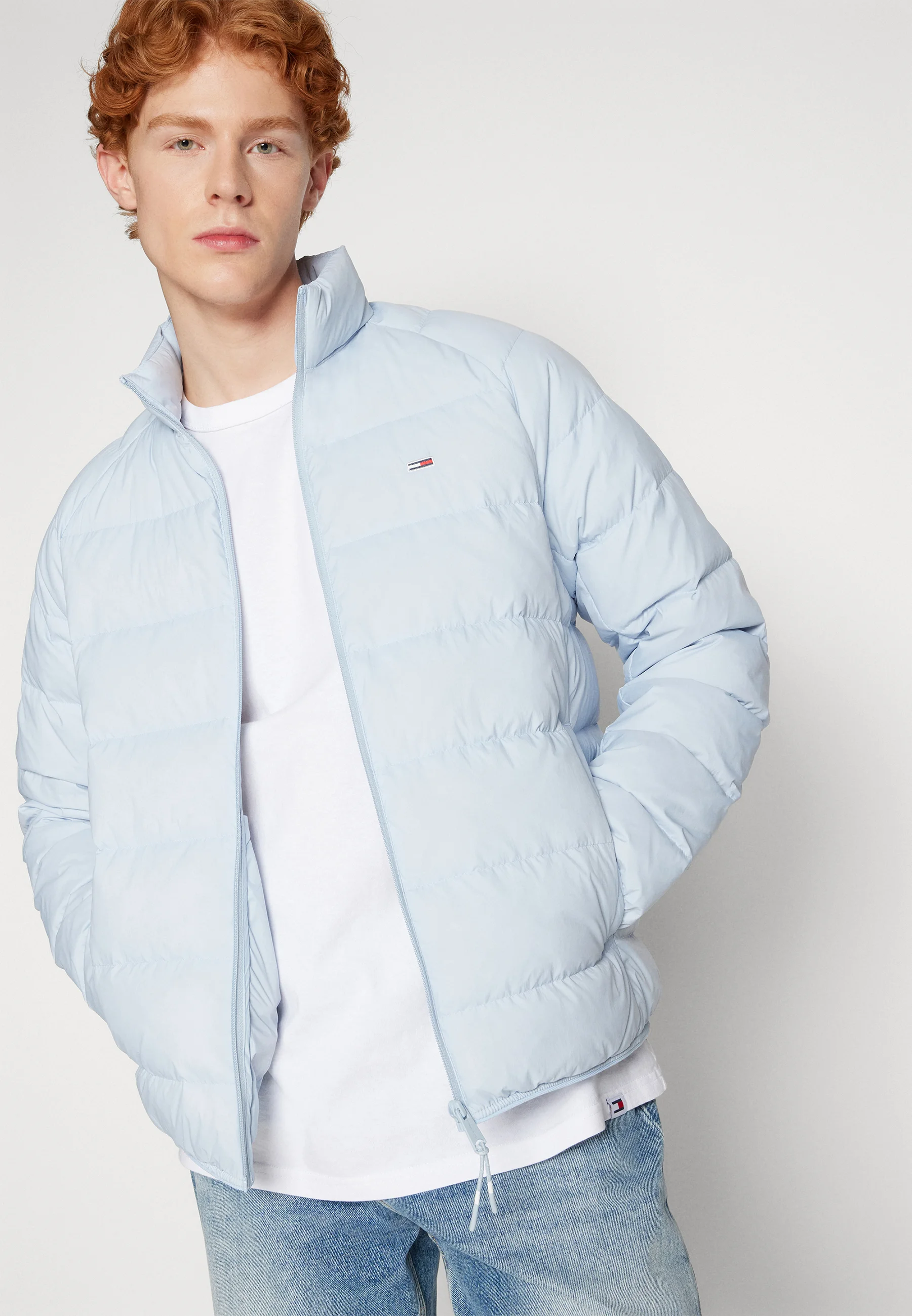Chaqueta esencial Tommy Jeans - Chaqueta de plumas