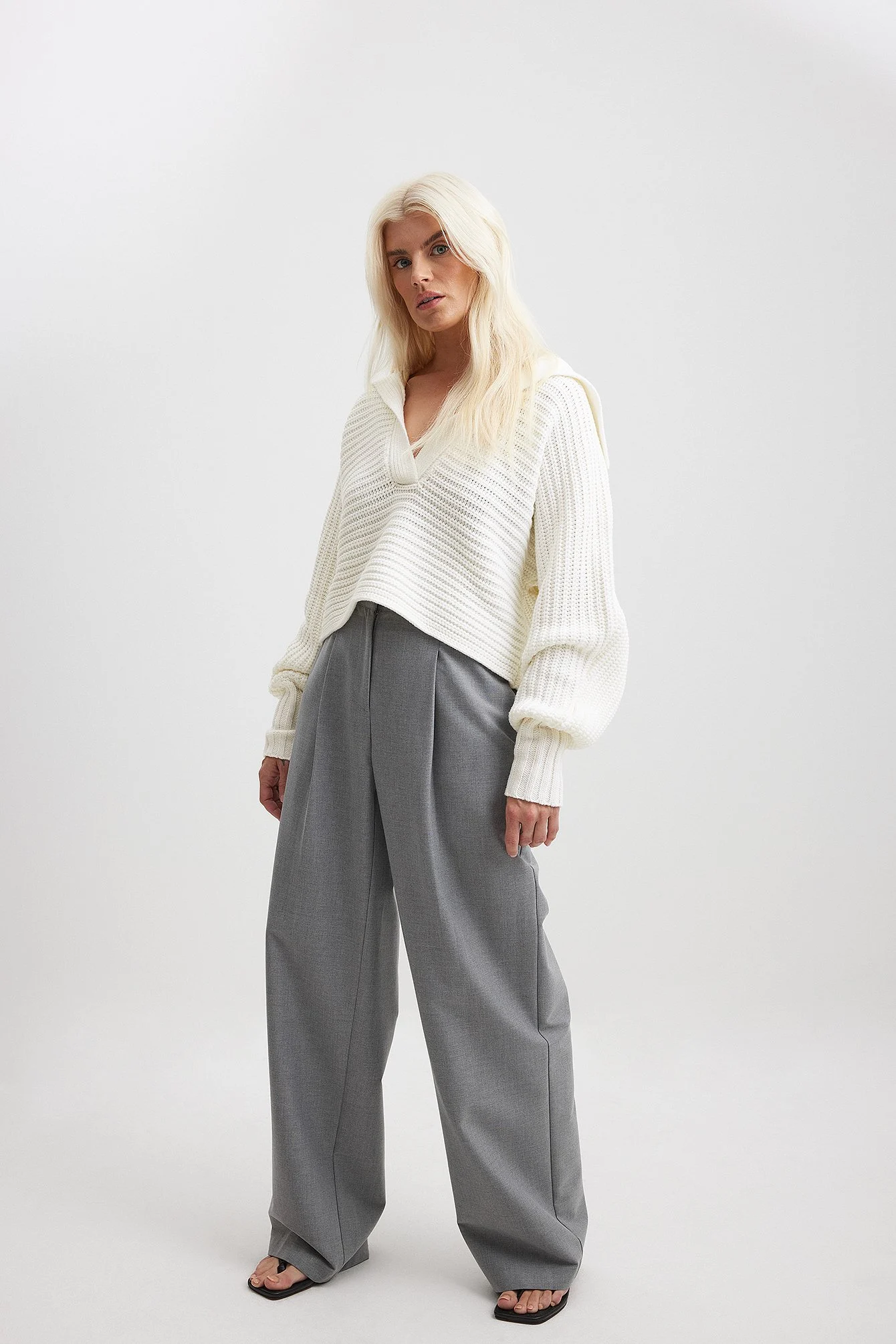 Chunky Strickpullover mit großem Kragen