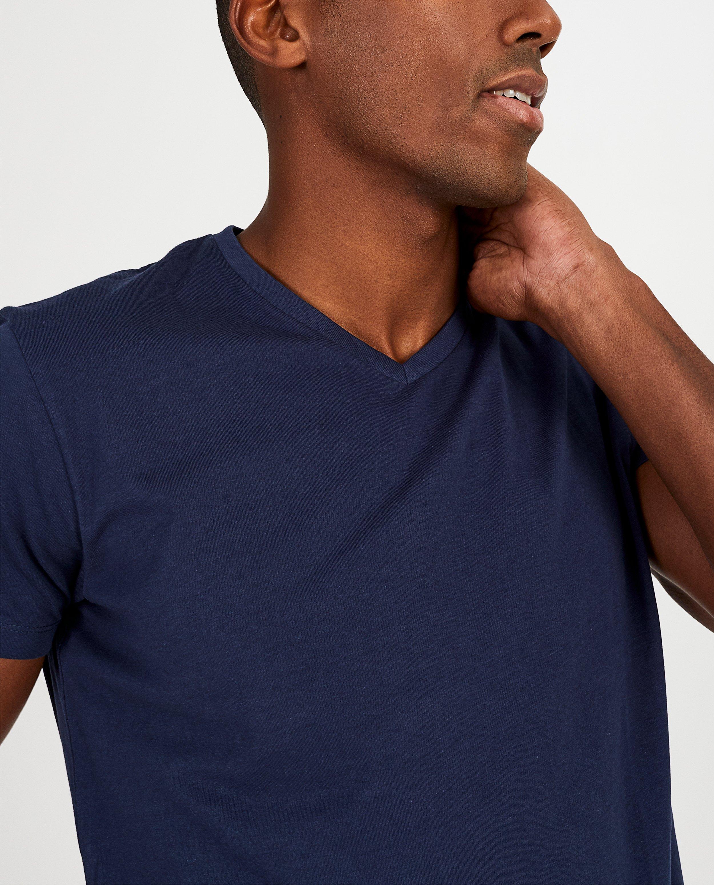 Tricou JBC albastru închis din bumbac organic cu decolteu în V, albastru închis