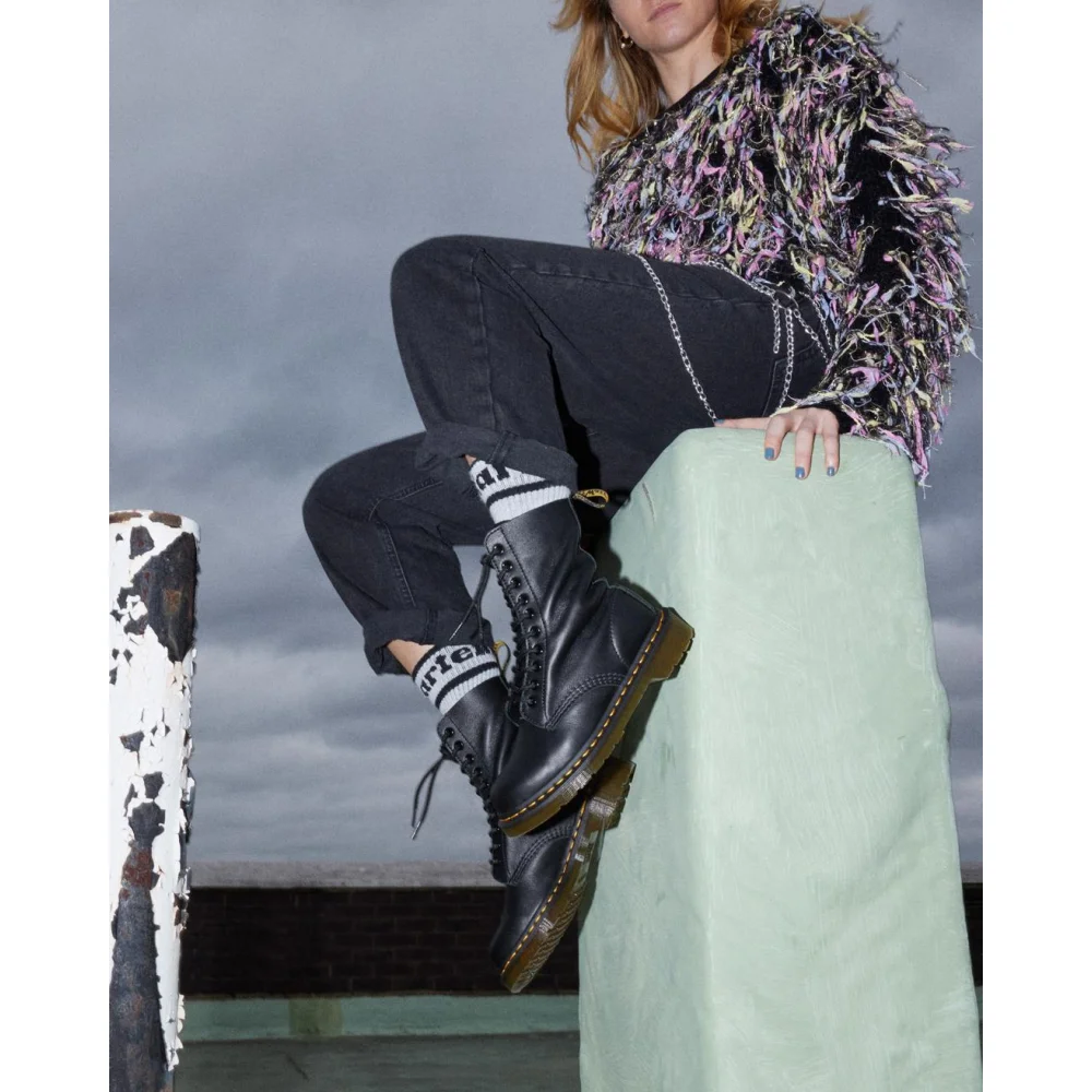 Dr. Martens 1490 Virginia 22524001 / schwarz