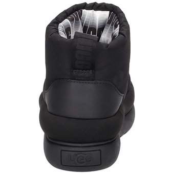 UGG Classic Maxi Mini Boots in schwarz