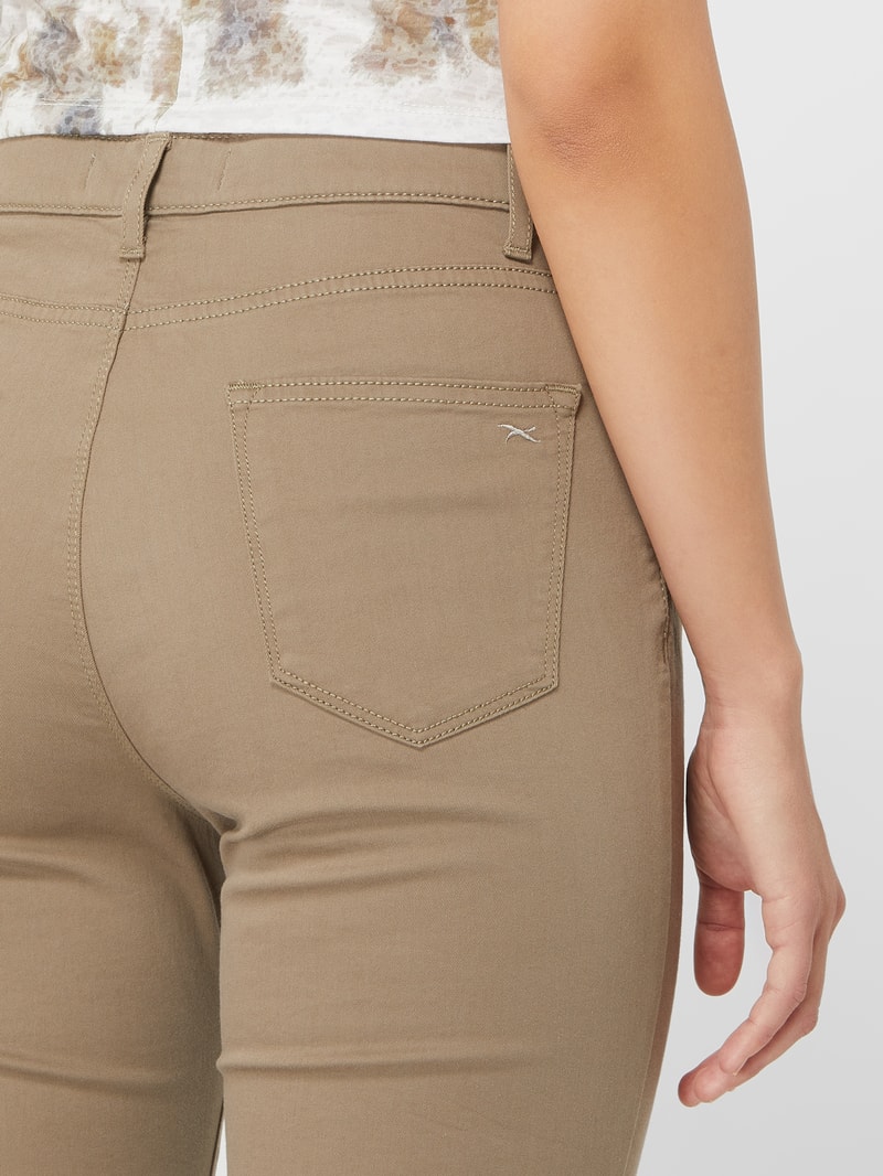 Slim Fit Caprijeans mit Stretch-Anteil Modell 'Mary' in khaki