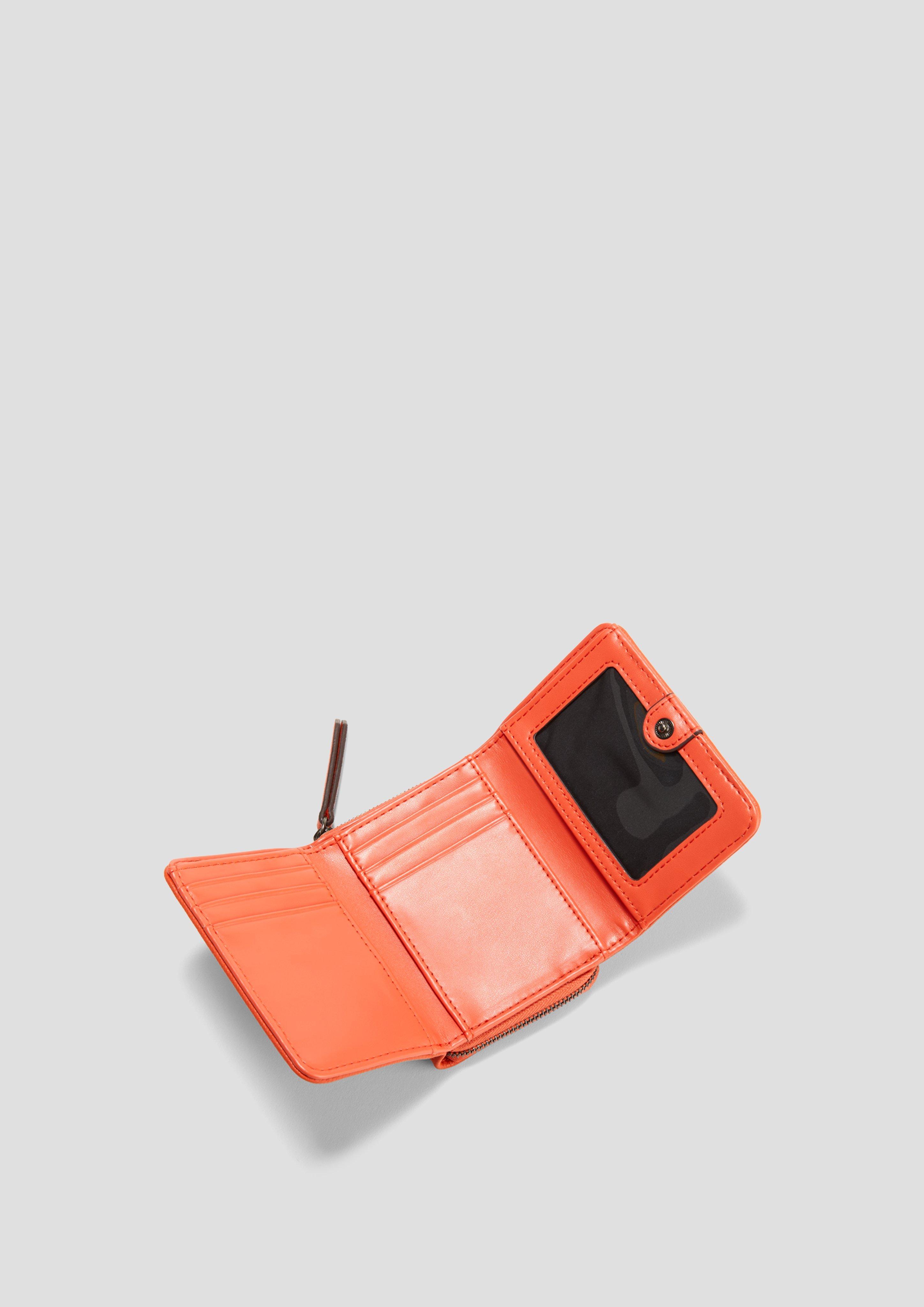 Portemonnaie in Leder-Optik  2138002-2504