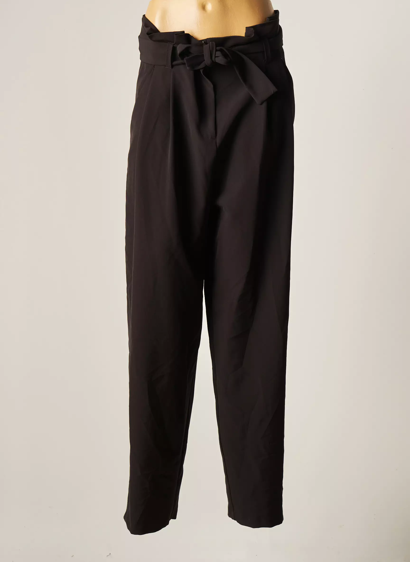 Astrid Black Label Pantalons Droits Femme couleur noir