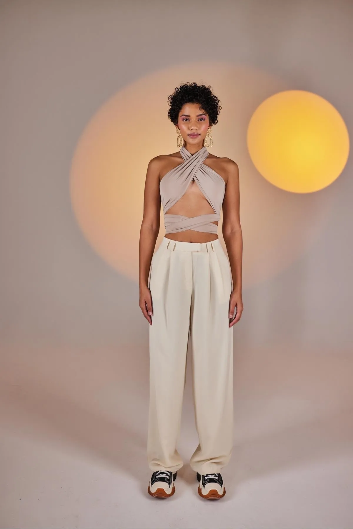 HOLLY LOLLY  Palasia-Hose aus Stoff mit hoher Taille im Palazzo-Schnitt, Beige