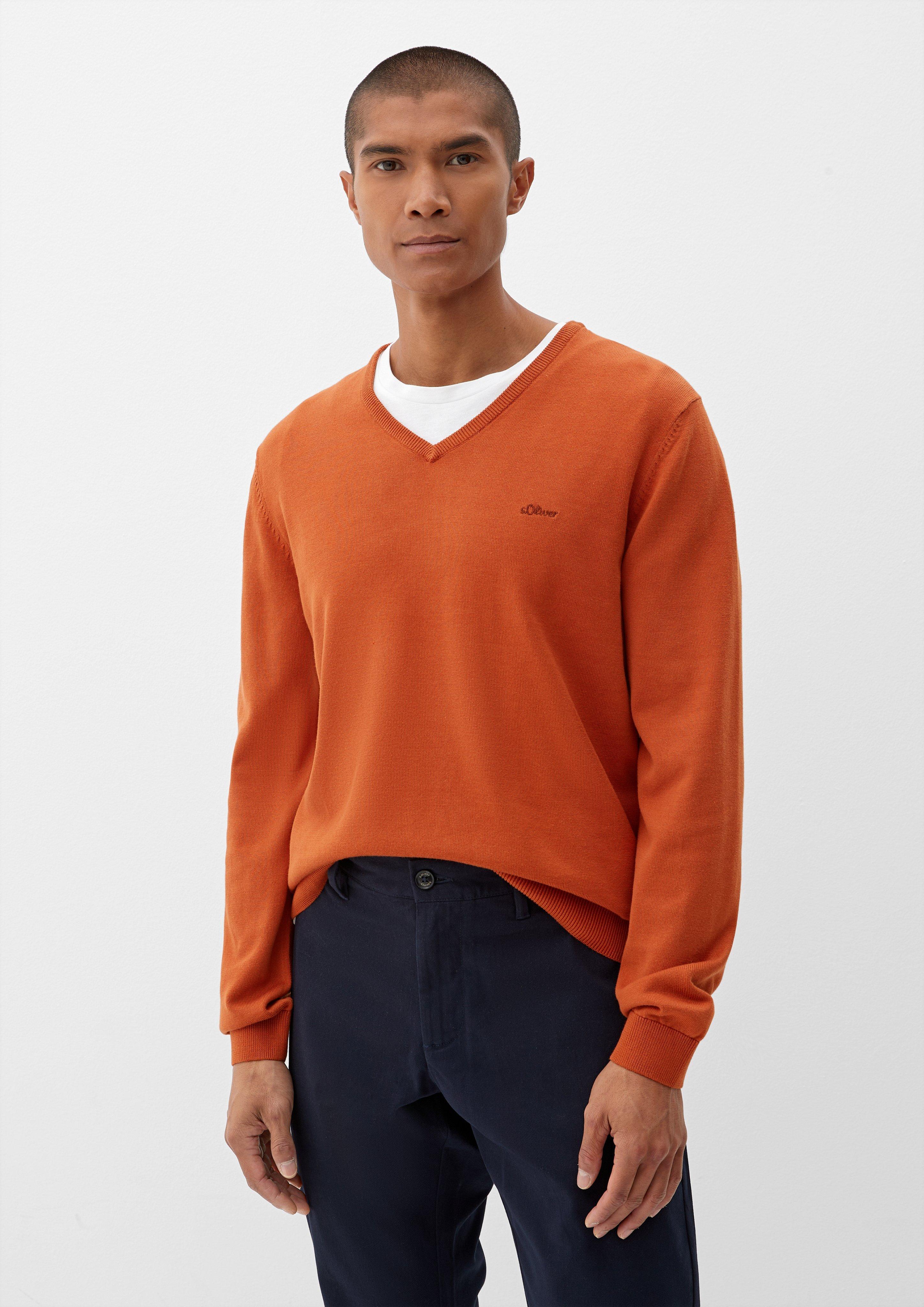 Feinstrickpulli mit V-Ausschnitt  03.899.61.7623-2805