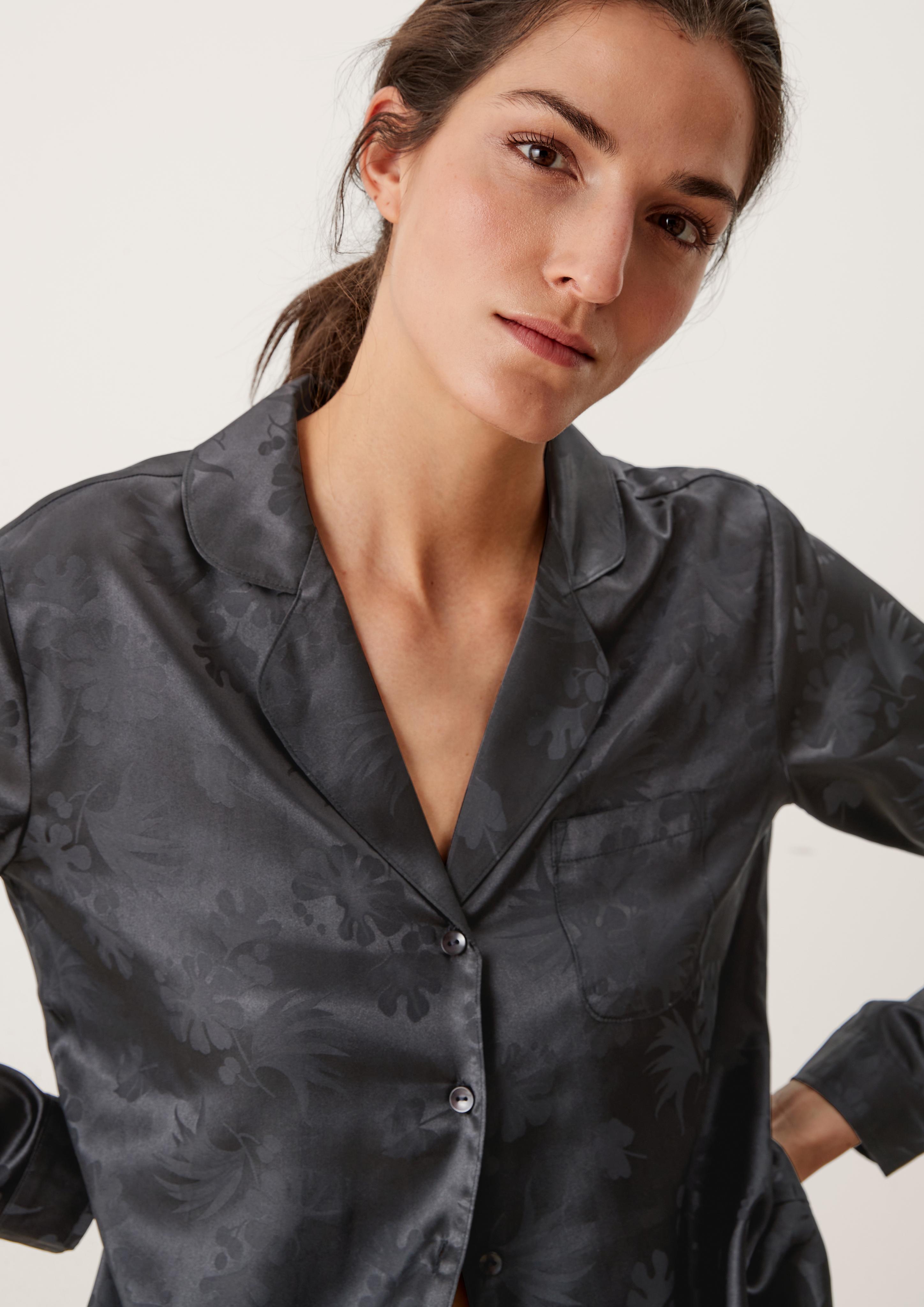 Langer Pyjama aus Satin  6006294-99F9