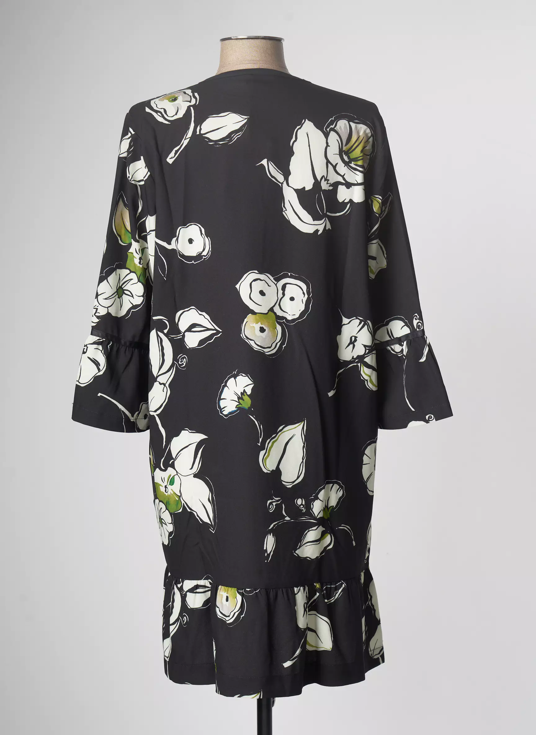 Platine Collection Robes Courtes Femme couleur noir