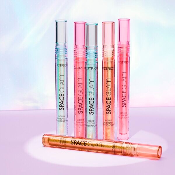 Catrice Space Glam 020 Cosmic Lights folyékony króm szemhéjfesték 2.2ml