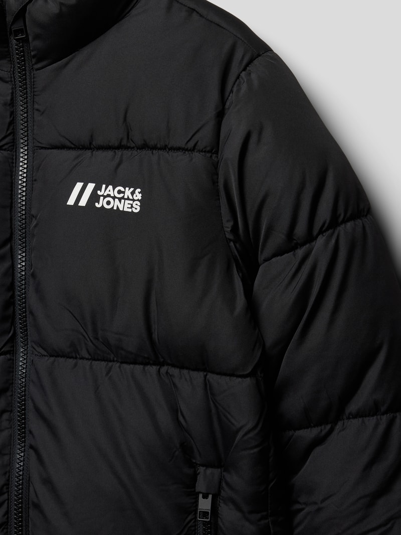 Steppjacke mit Label-Print Modell 'MAX' in schwarz