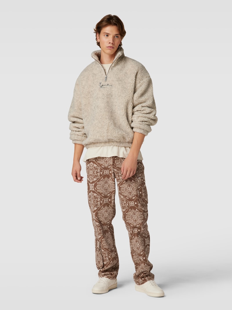Sweatshirt mit Teddyfell und Label-Detail in beige