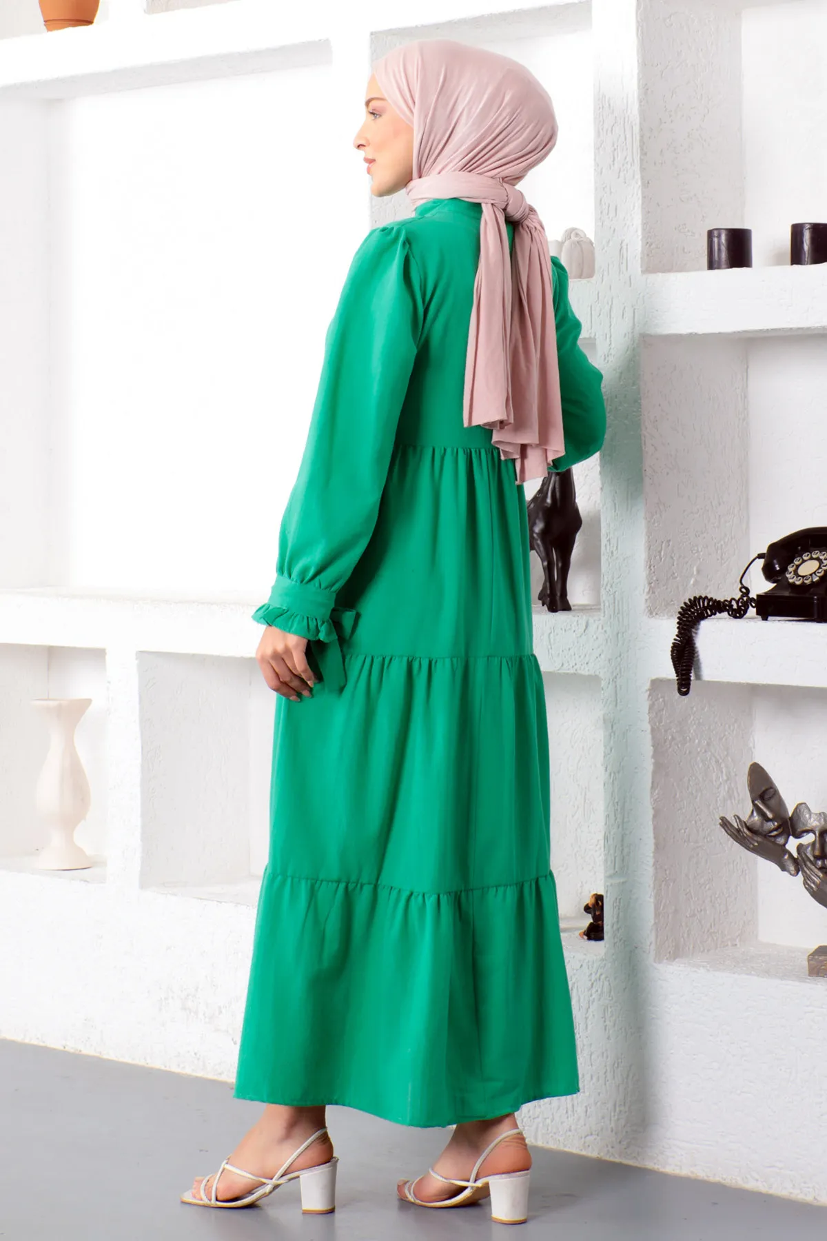 Tesettür Dünyası  Hijab-Kleid mit gebundenen Ärmeln Tsd221207 Grün