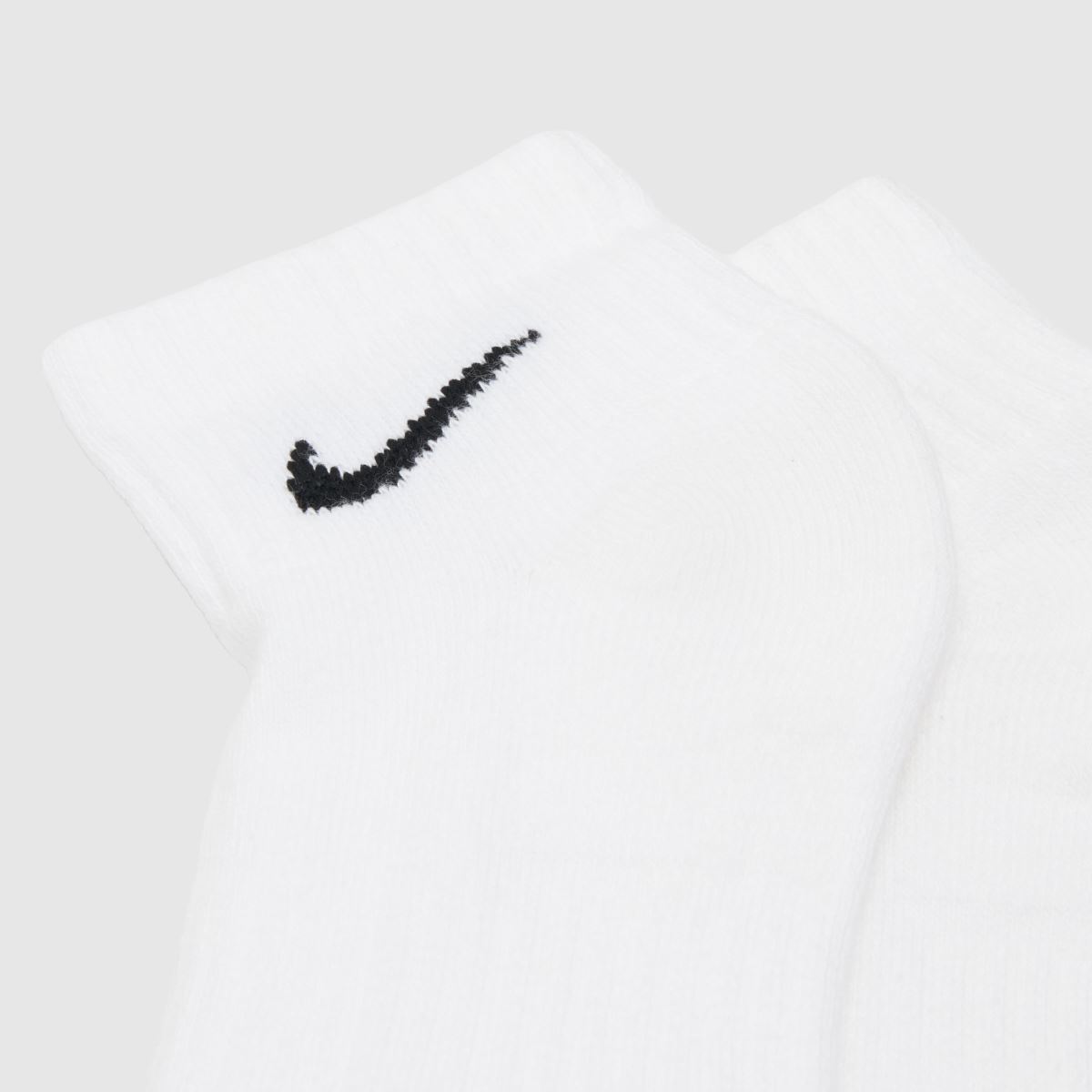 Nike vita och svarta vardagsstrumpor 6-pack