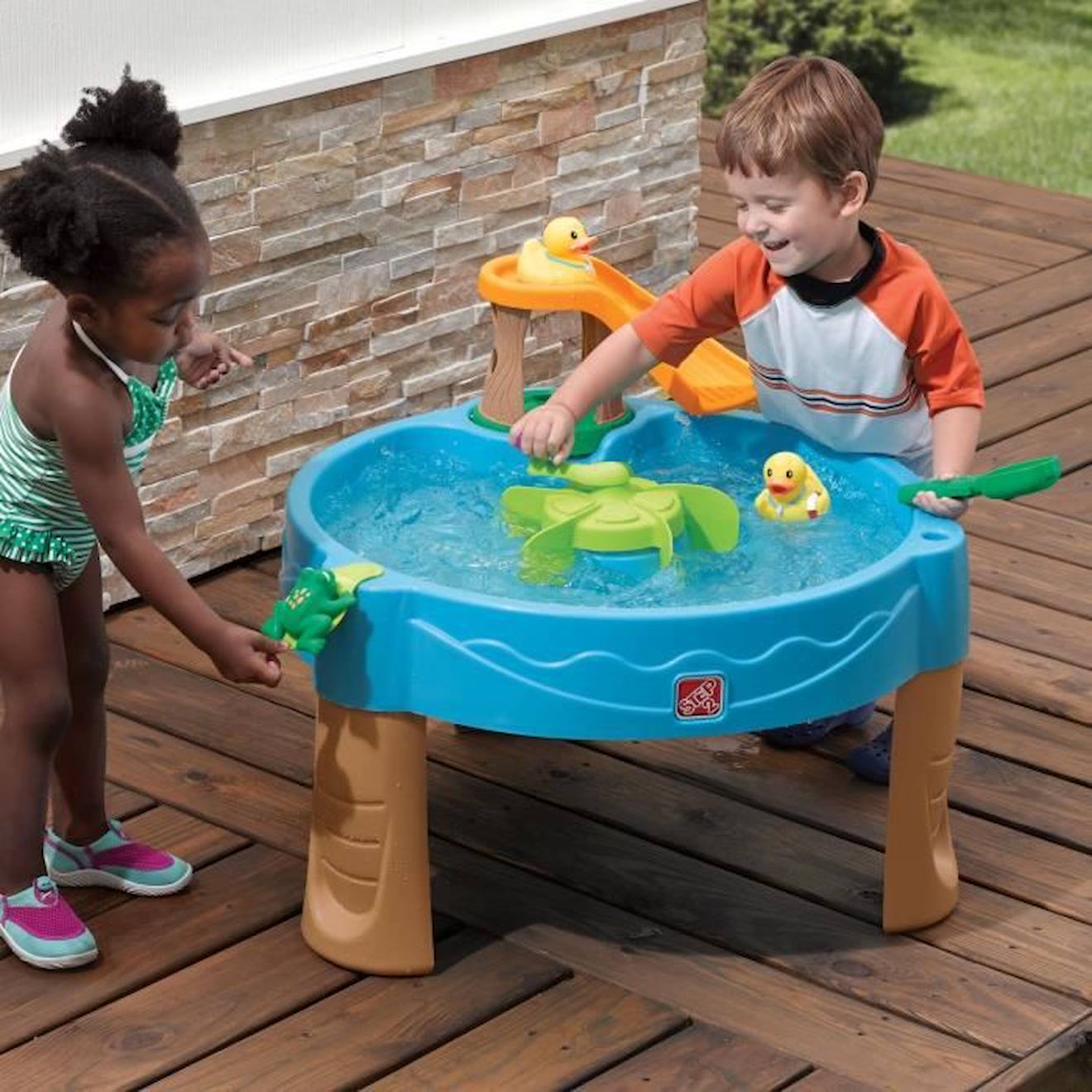 Step2 Duckpond Table d'eau pour Enfants | Table de Jeu Enfant à Eau avec Kit d'Accessoires de 6 Pièces | Table d'activité blanc