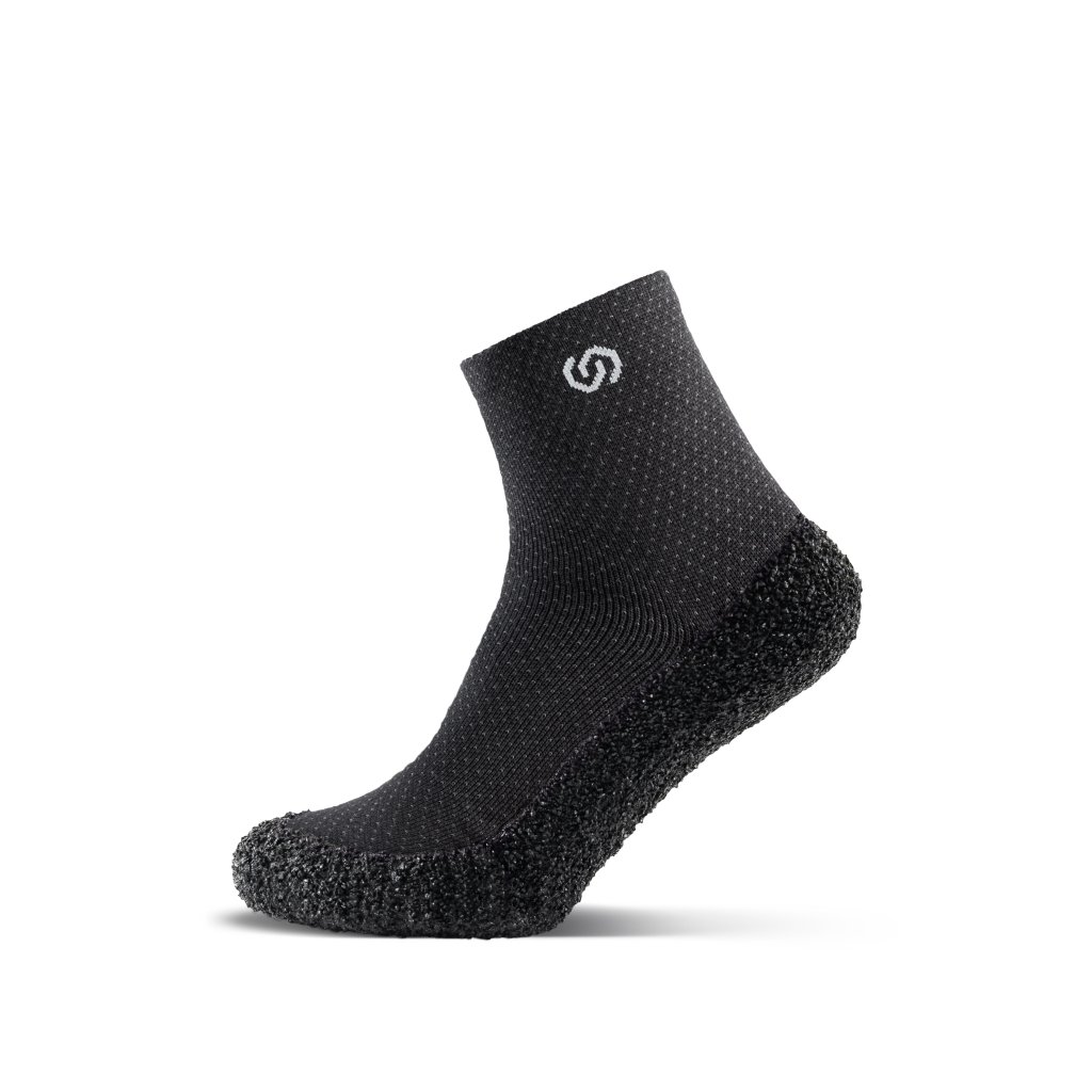 Skinners Adults Black 2.0 Dot Sockenschuhe