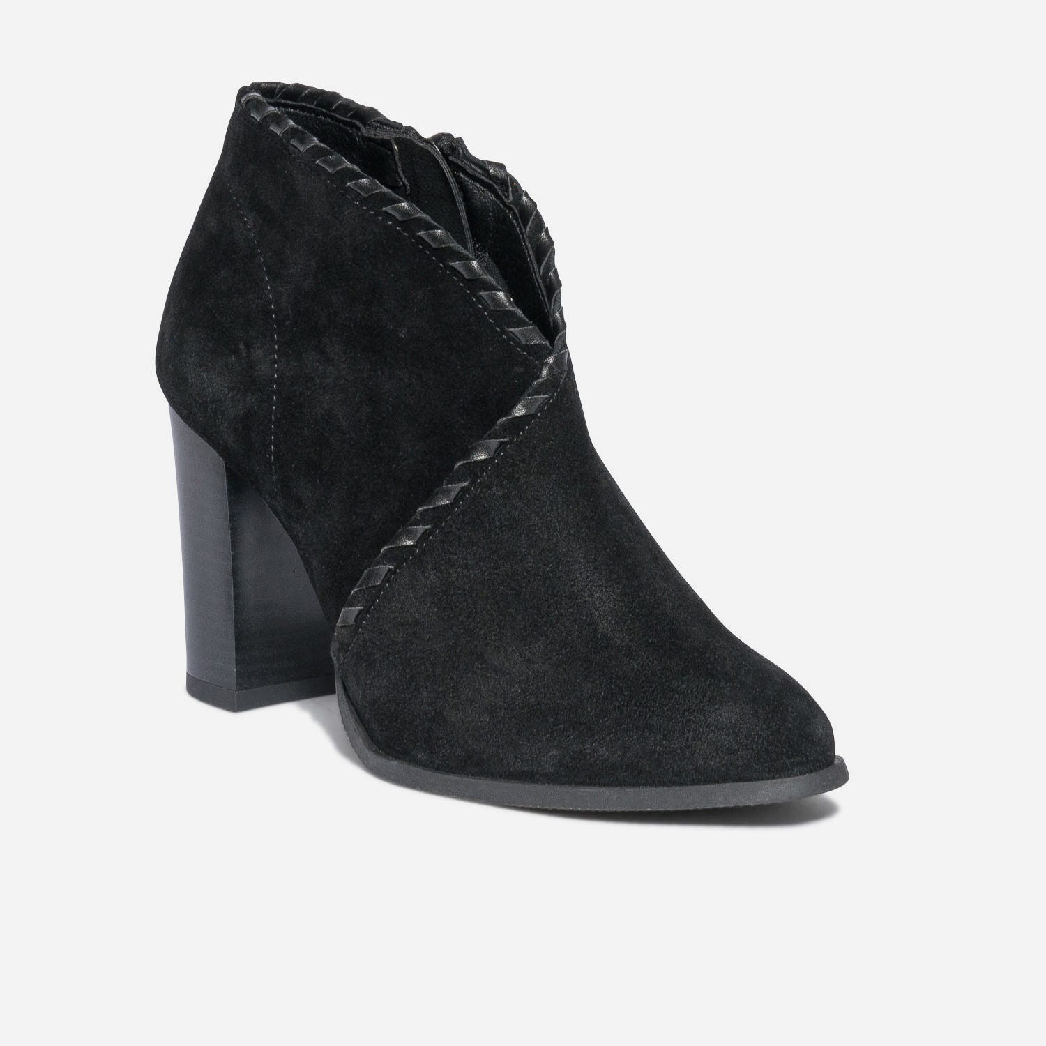 Low boots TEXTO noir éco-conçu en cuir velours avec tressage