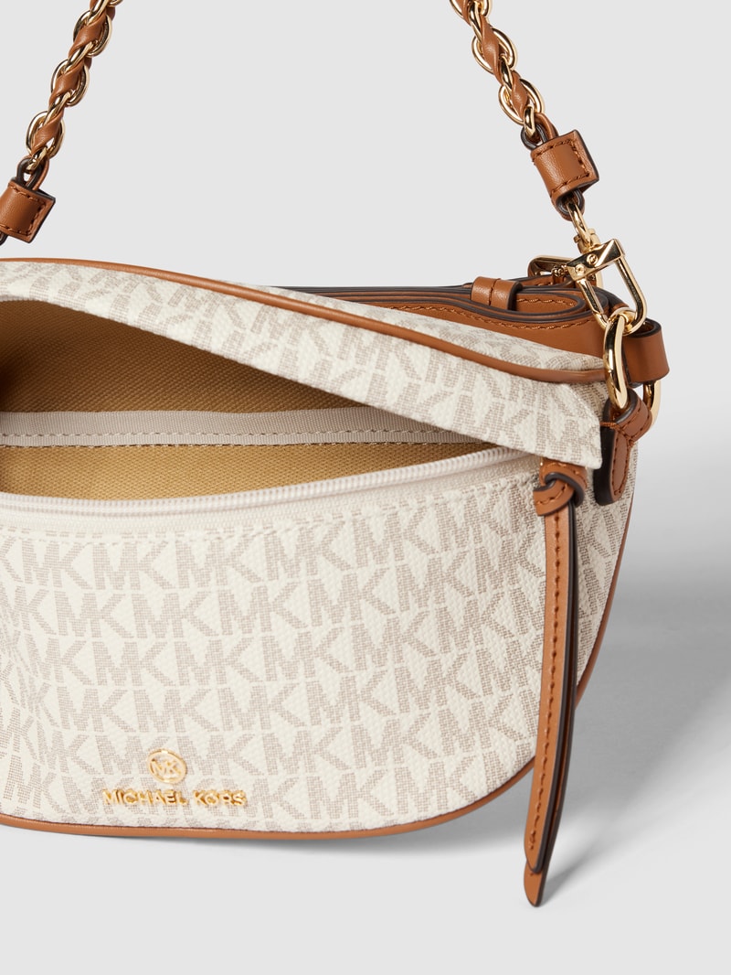 Crossbody Bag mit Label-Applikation Modell 'SLATER' in ecru