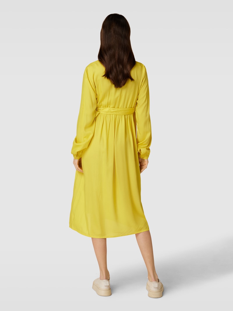 Umstands-Kleid aus reiner Viskose mit V-Ausschnitt in gelb